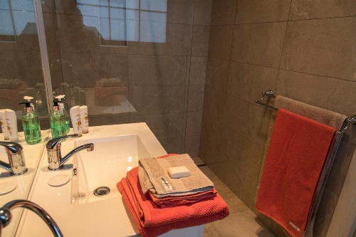 Mountain Blue Guest House image 11